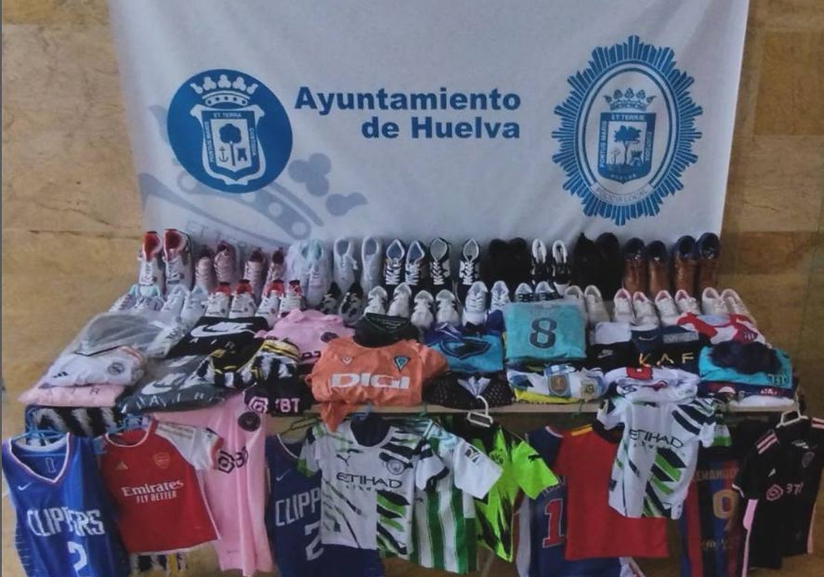 El material intervenido por la Policía Local de Huelva