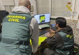Detenido por robar 4.000 euros del interior de un vehículo