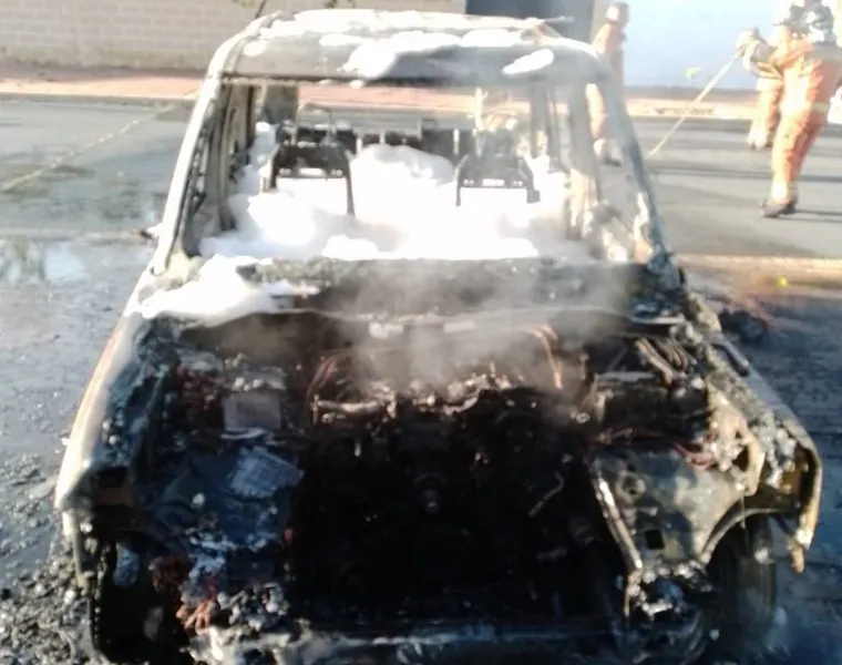 El vehículo que ardió este miércoles en Mazagón