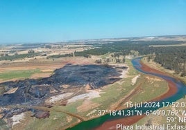 El Infoca estabiliza un incendio forestal en Puebla de Guzmán