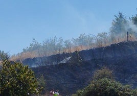 Buscan a quien provocó el incendio originado en las laderas del Castillo de Aracena