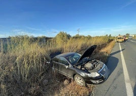 Excarcelan a dos personas heridas en un accidente en Niebla