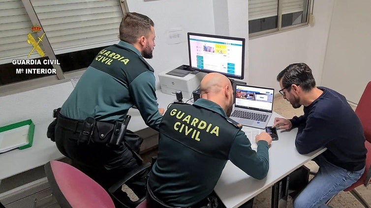 Investigado por hacerse pasar por un trabajador de Hacienda para estafar a un vecino de Palos