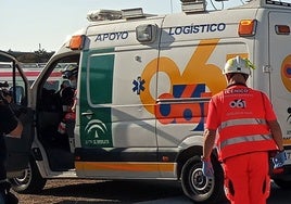 Cuarto heridos en una colisión frontal entre dos coches en Higuera de la Sierra