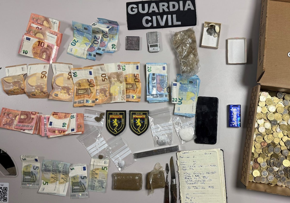Droga y dinero intervenido en el narcopiso