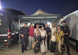 El hombre que salió de una parada cardiorrespiratoria en El Rocío se reencuentra con sus salvadores