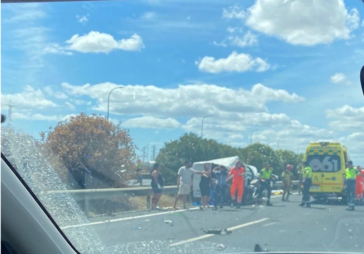 Escenario del accidente ocurrido en la autovía