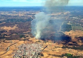 Controlado el incendio declarado el pasado viernes junto al Embalse de Teliarán, en Calañas
