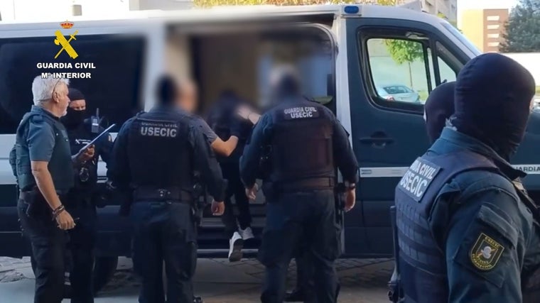 Uno de los cuatro detenidos en la redada practicada el pasado día 25 de septiembre en la capital onubense