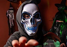 «Los gamberros que se valgan del disfraz para hacer fechorías en Halloween» recibirán duras sanciones en Isla Cristina