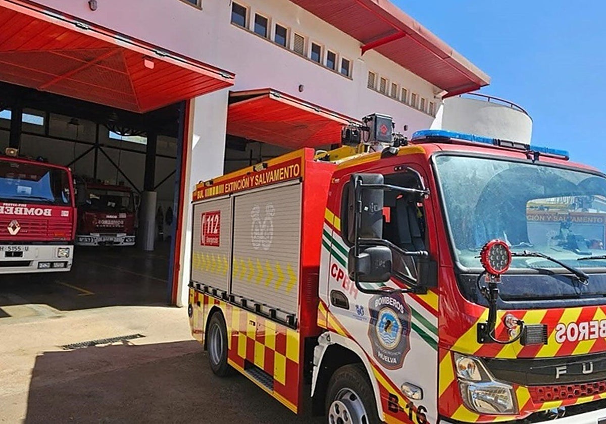 Camión de bomberos del Consorcio Provincial de Huelva