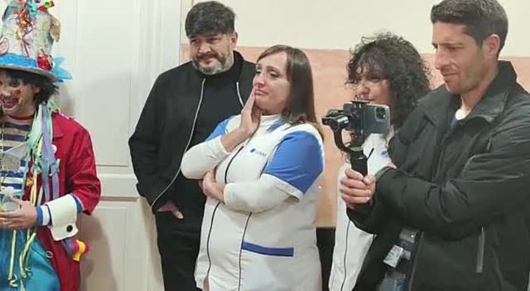 Pasodoble de la chirigota Amoescucha a las limpiadoras en camerinos