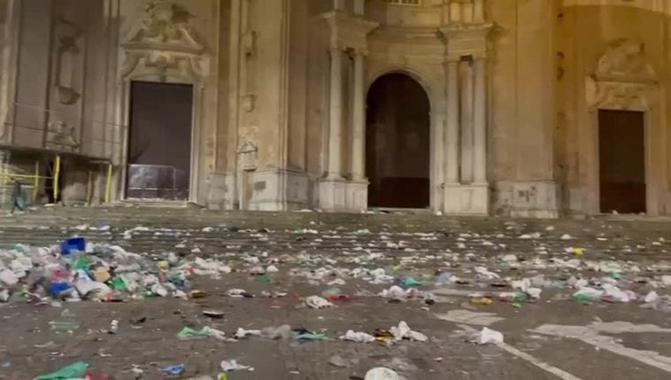 Sábado de Carnaval en las calles de Cádiz