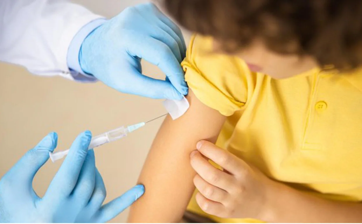 Vacunación infantil contra la gripe.