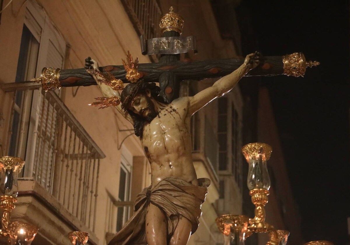 El Santísimo Cristo de la Vera-Cruz, en Vía Crucis extraordinario