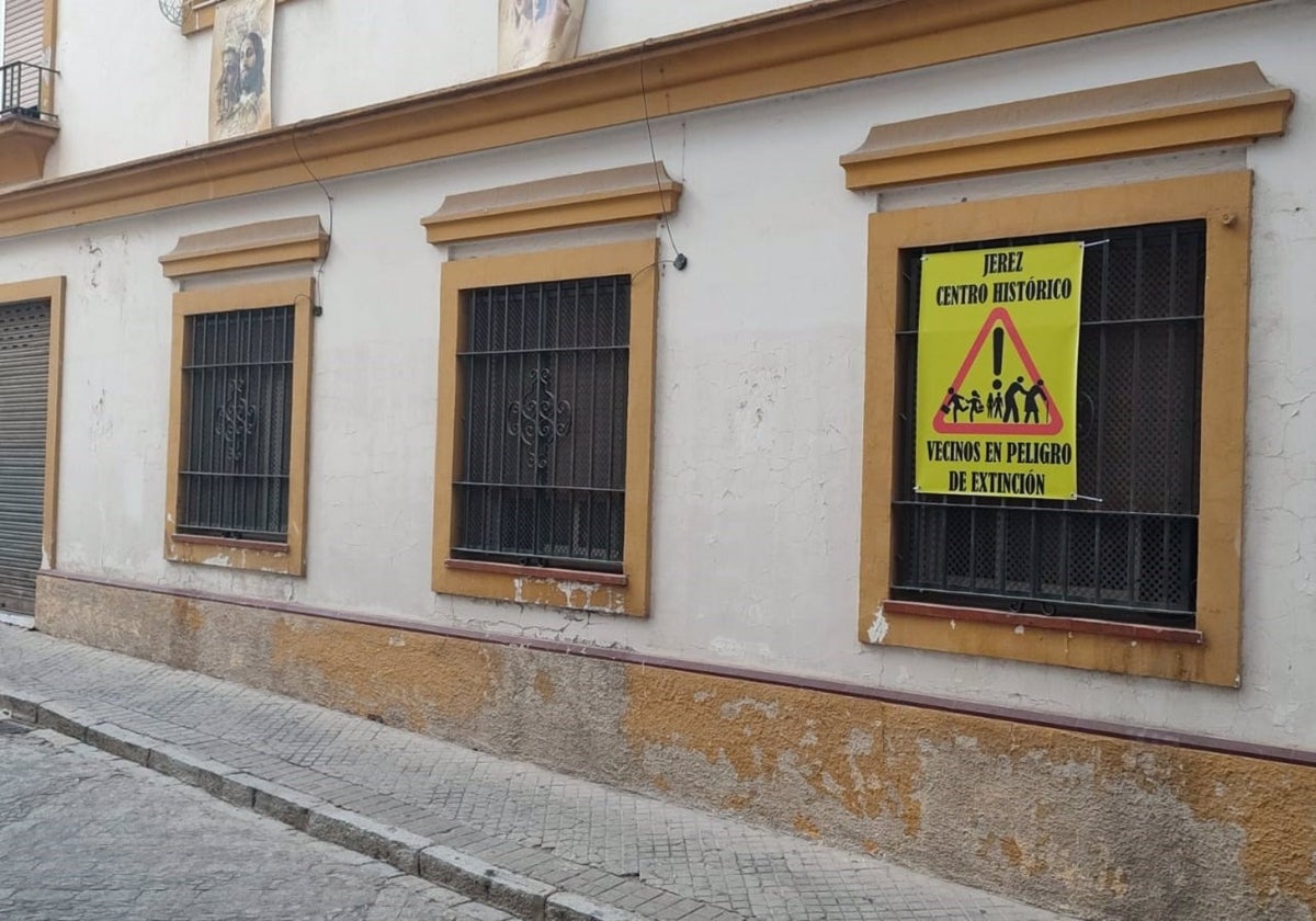 Cartel en el centro de Jerez.