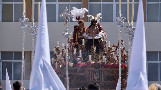 Un Domingo de Ramos espléndido en Cádiz