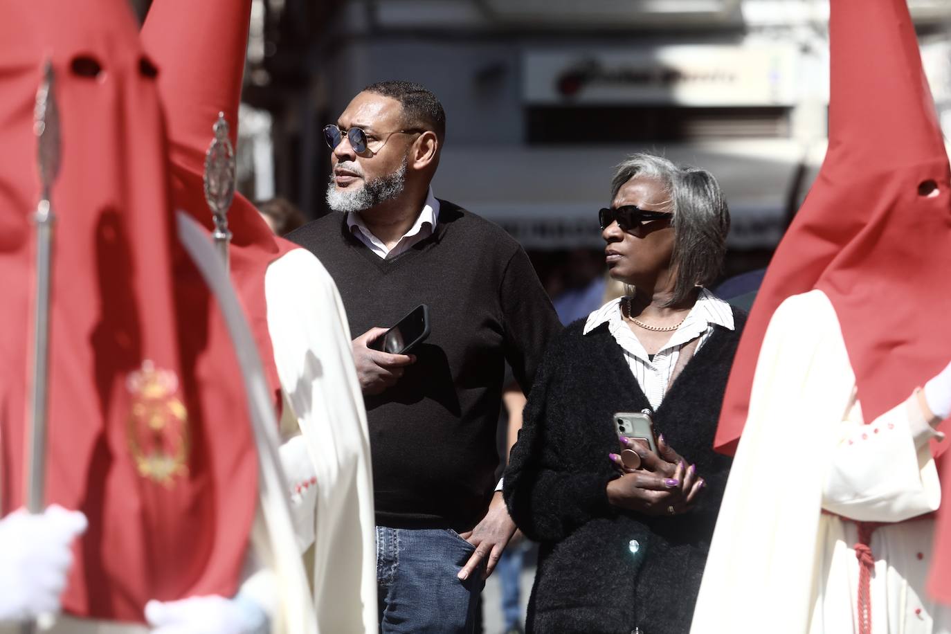 Fotos: Las Penas y su andar por las calles de Cádiz en este Domingo de Ramos