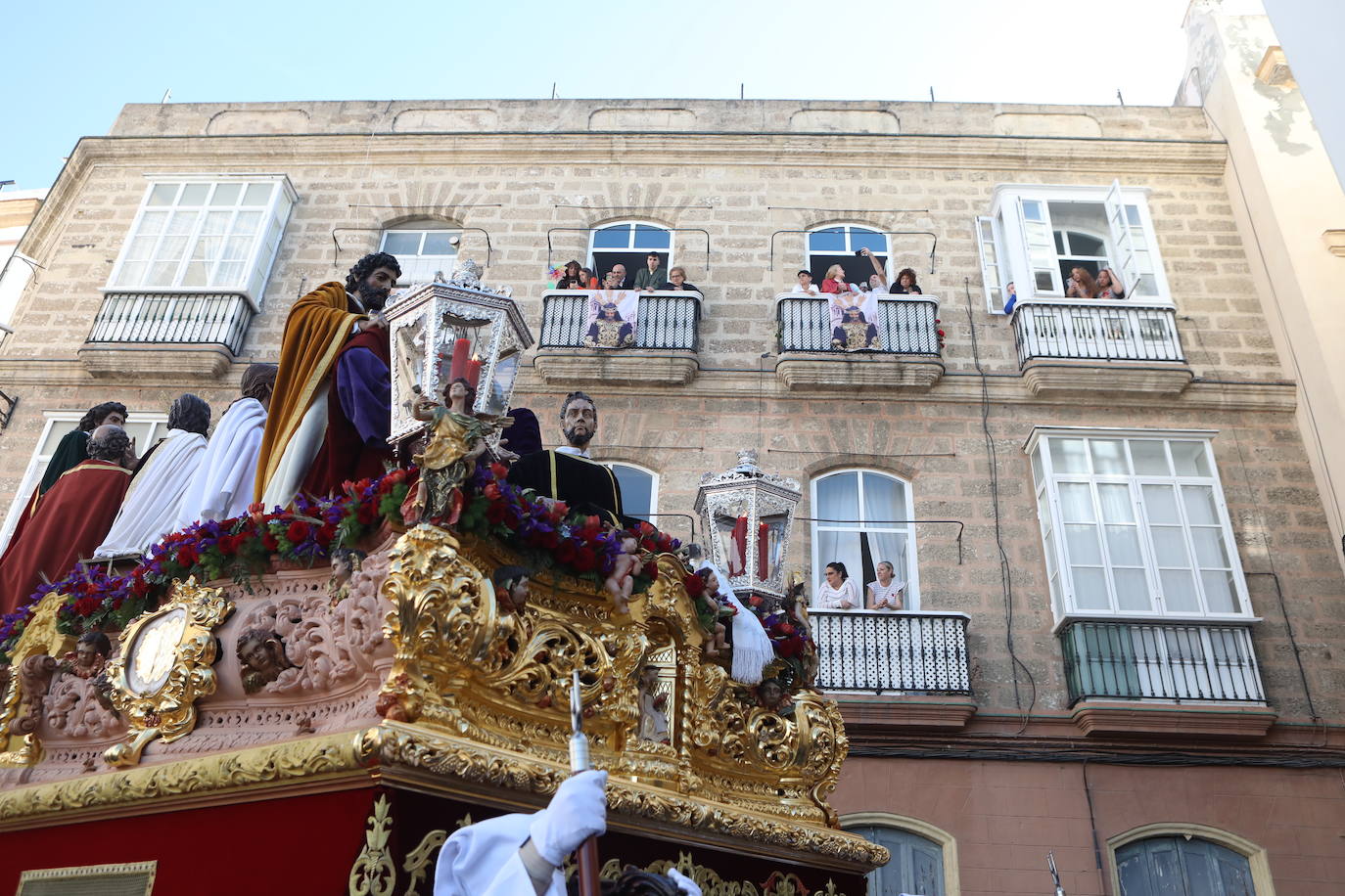 Fotos: La Sagrada Cena en su desfile del Domingo de Ramos en Cádiz