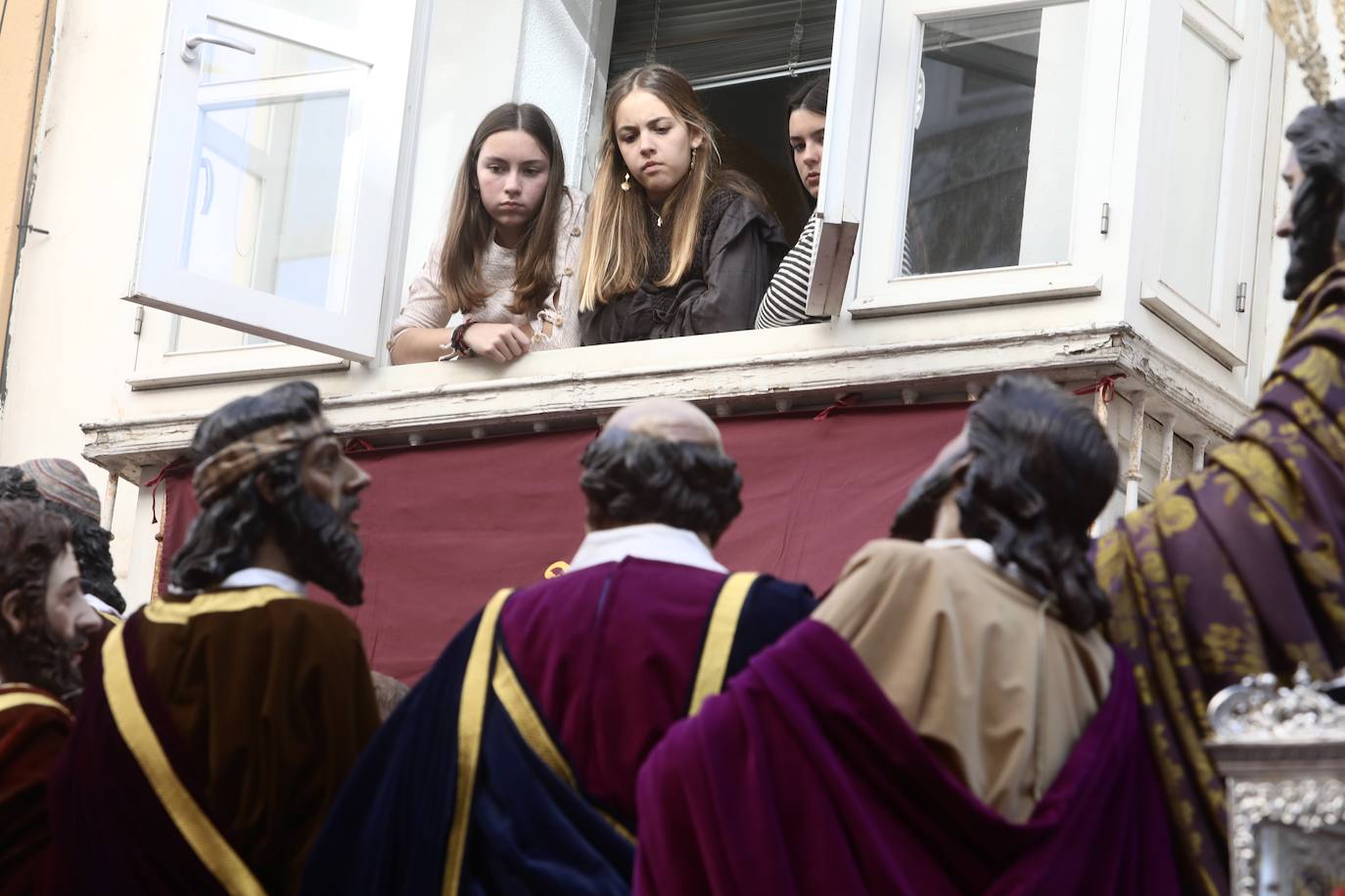 Fotos: La Sagrada Cena en su desfile del Domingo de Ramos en Cádiz