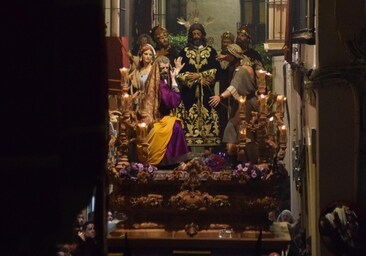 Susto en la hermandad de Pasión por un conato de incendio durante su procesión