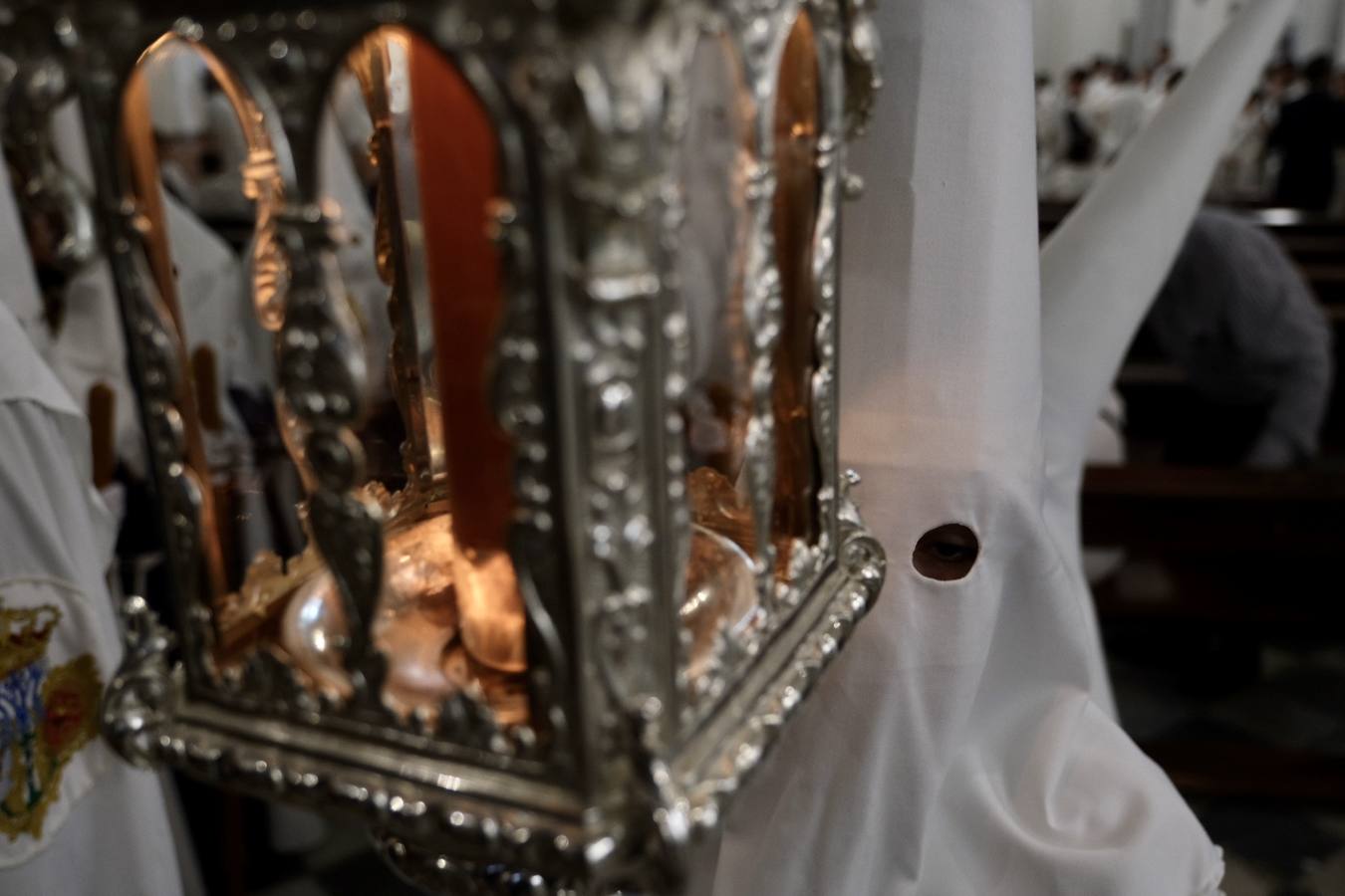 Fotos: El Nazareno del Amor recorre las calles de Cádiz