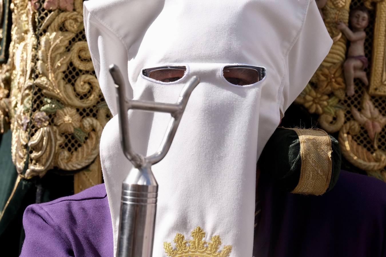 Fotos: El Nazareno del Amor recorre las calles de Cádiz