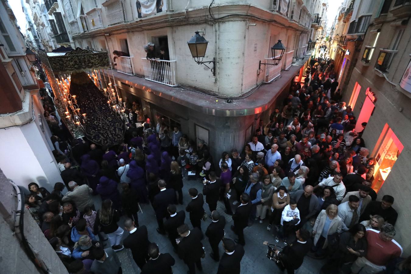 Fotos: Columna, el clasicismo de la hermandad de San Antonio