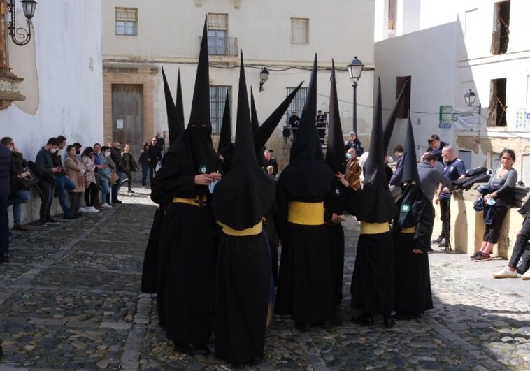 Semana Santa 2023, en directo: Martes Santo en las calles de Cádiz capital