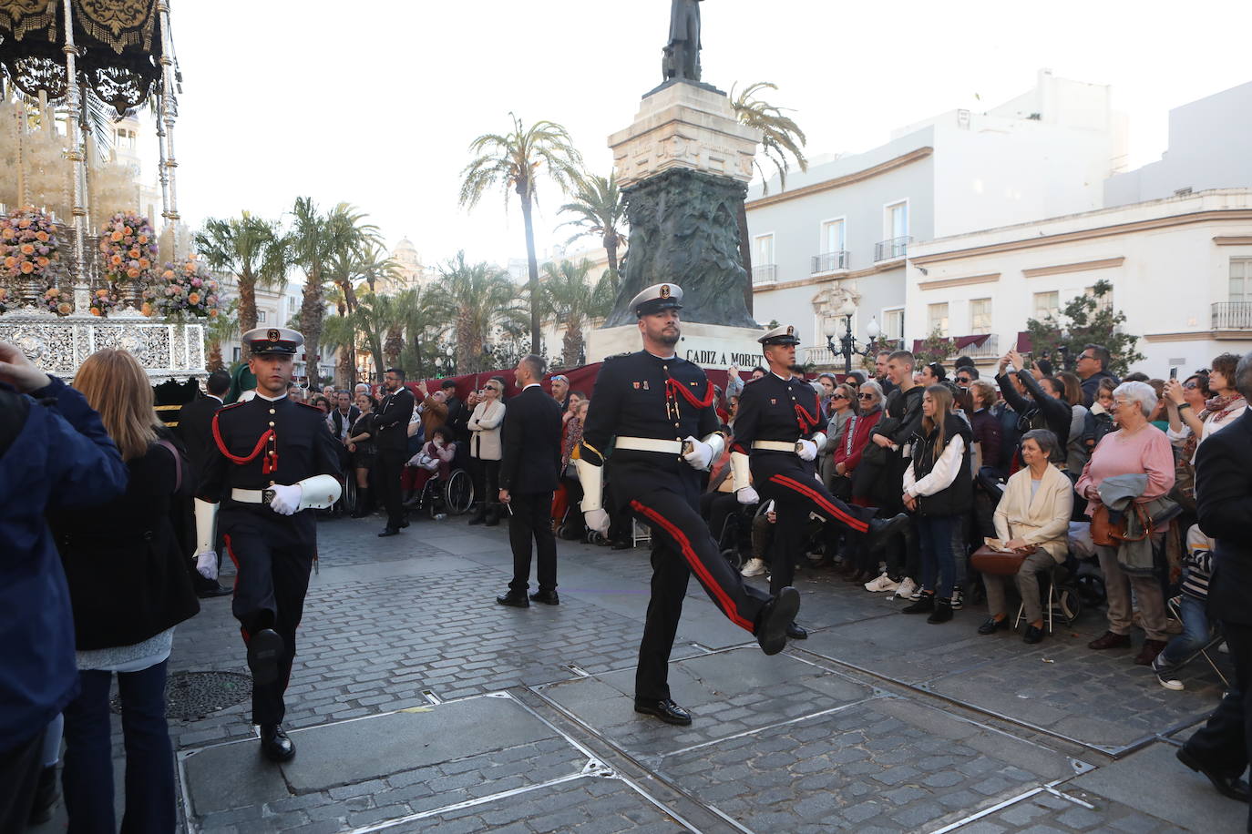 Fotos: La Cigarrera, el Miércoles Santo en Cádiz