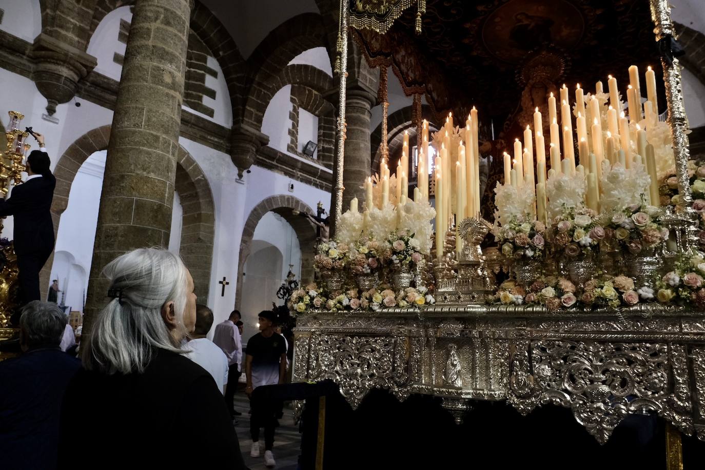 Fotos: Las Aguas, el Miércoles Santo en Cádiz