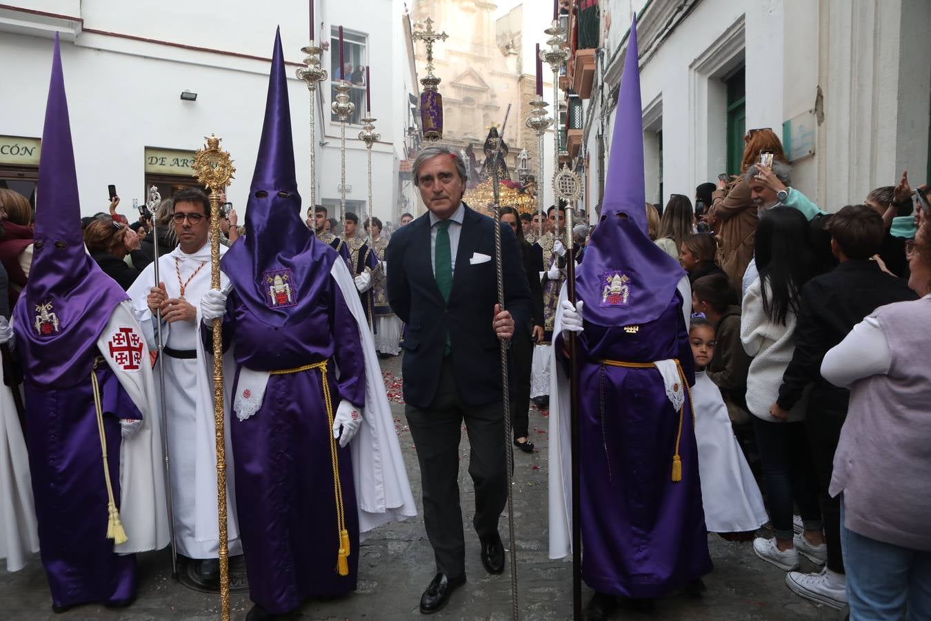 Fotos: Nazareno, el Jueves Santo en Cádiz