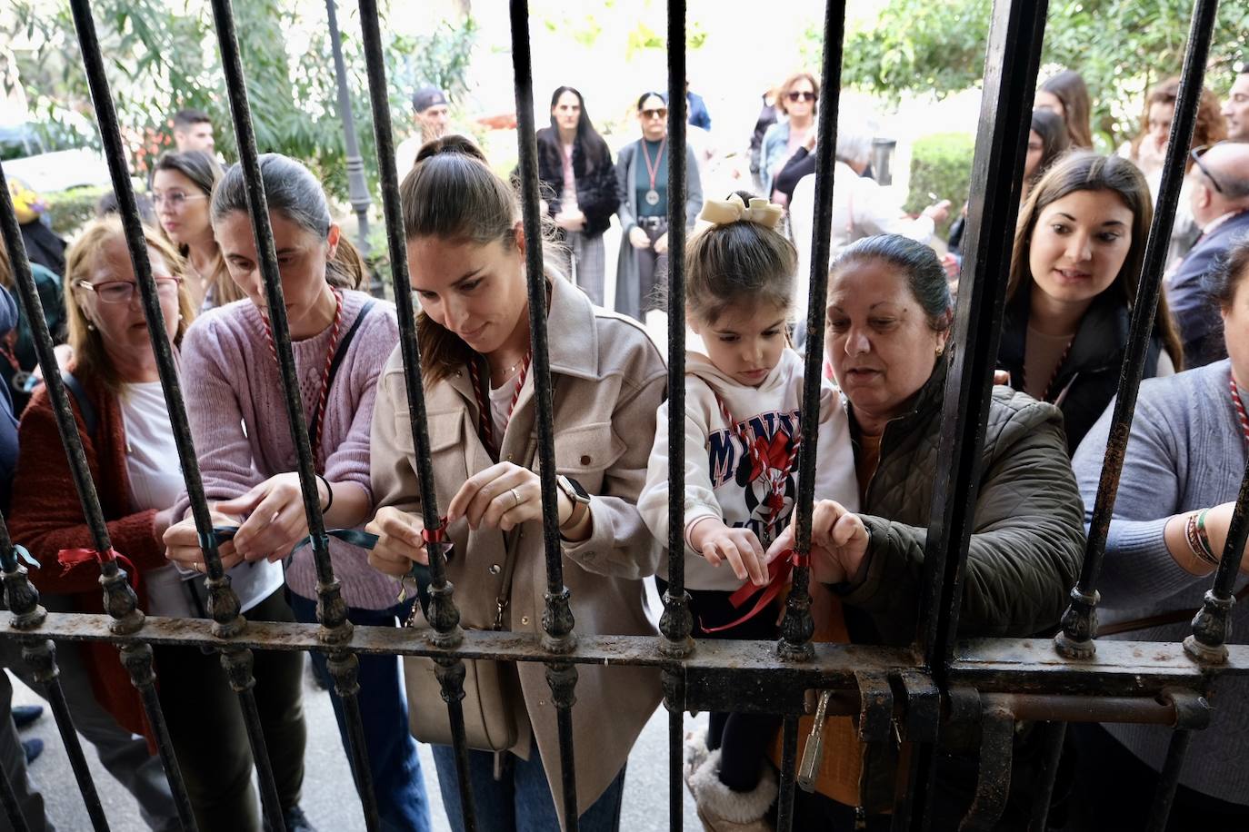 Fotos: Ofrenda floral en San Severiano
