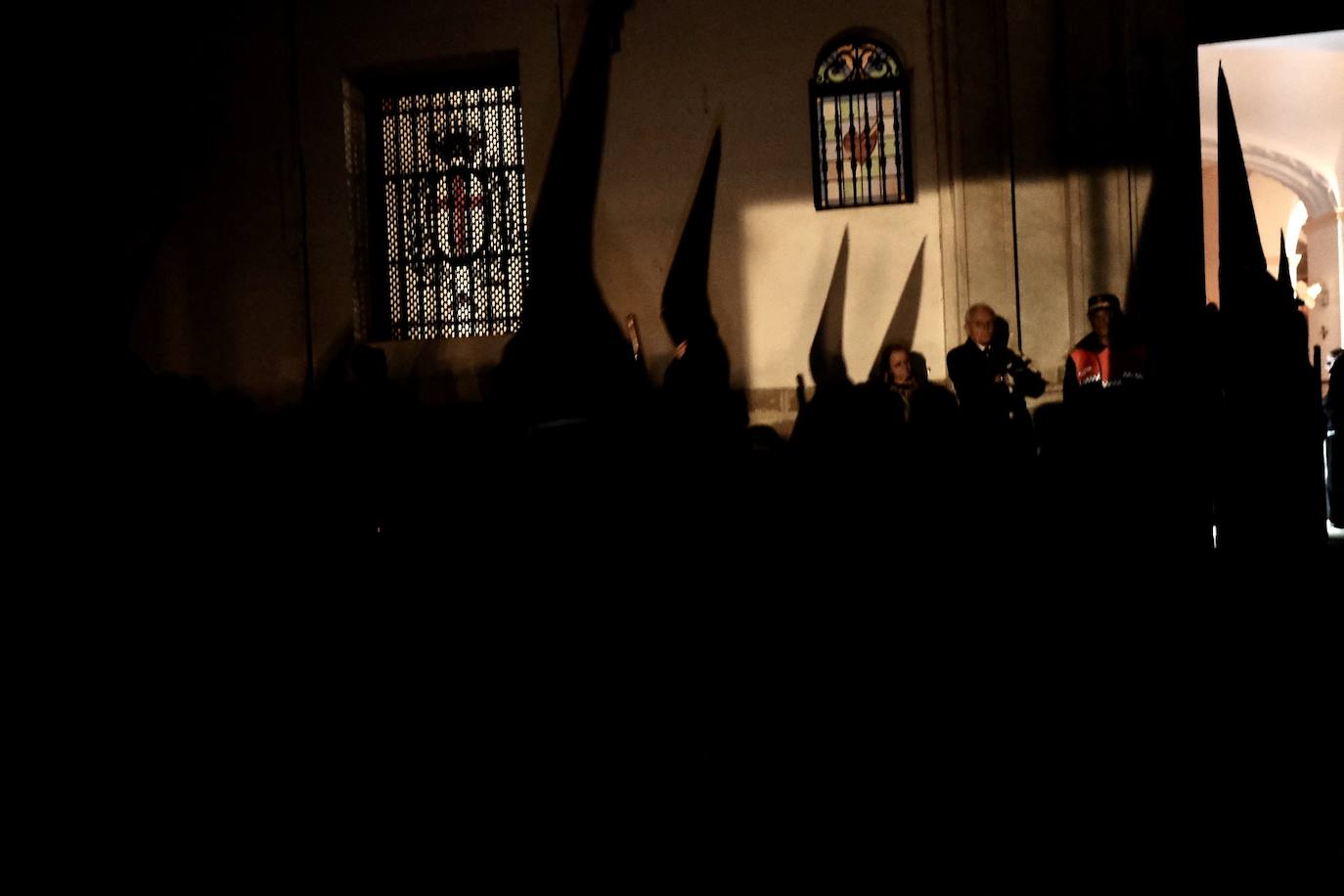 Fotos: Buena Muerte, la sobriedad de la hermandad de San Agustín