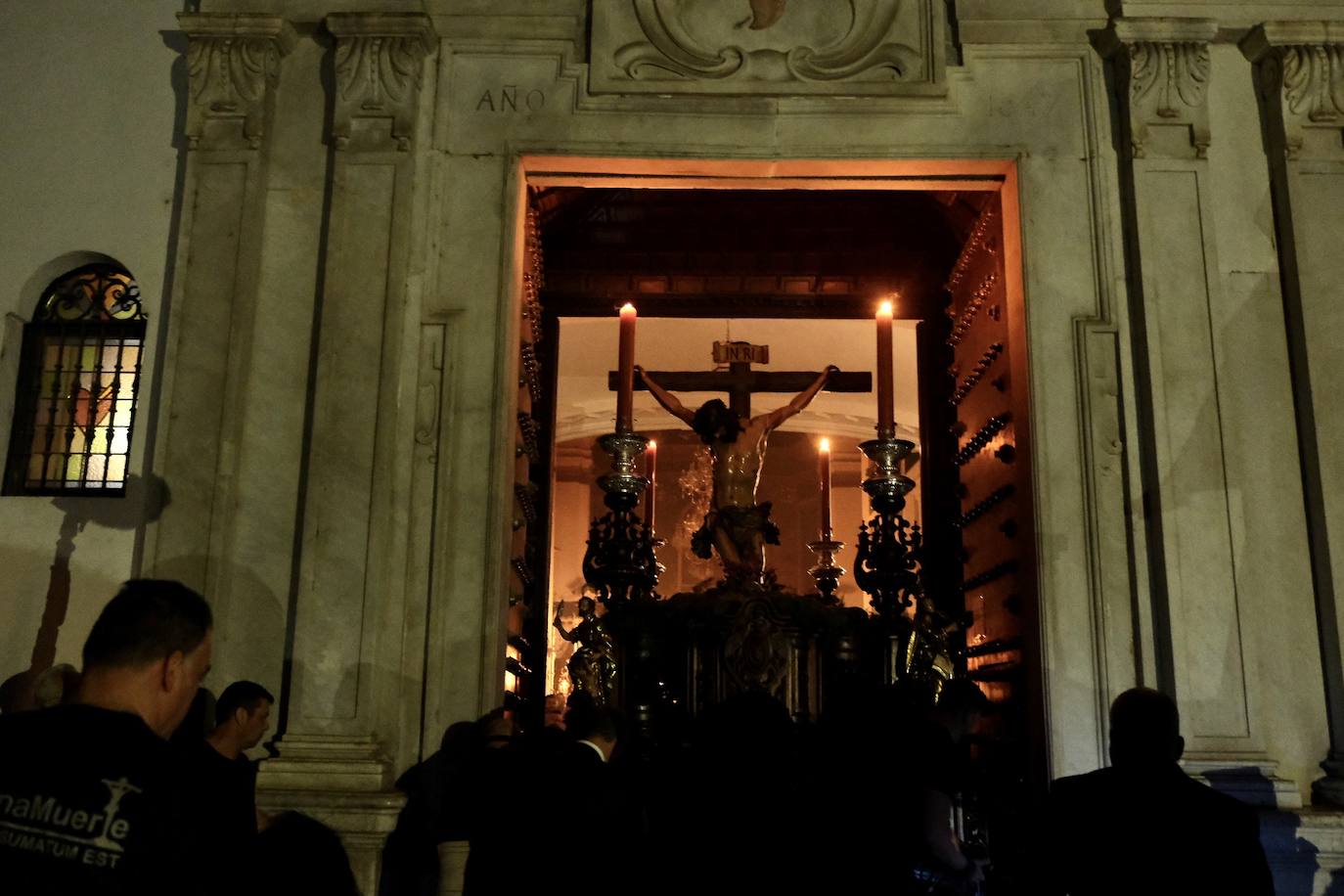 Fotos: Buena Muerte, la sobriedad de la hermandad de San Agustín