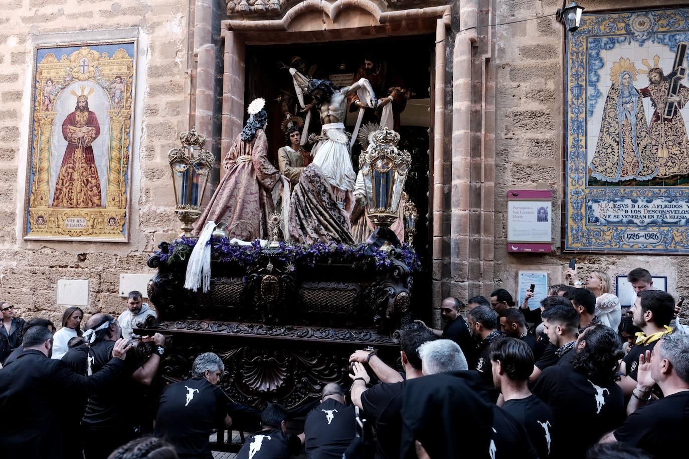 Fotos: Descendimiento, el Viernes Santo en Cádiz