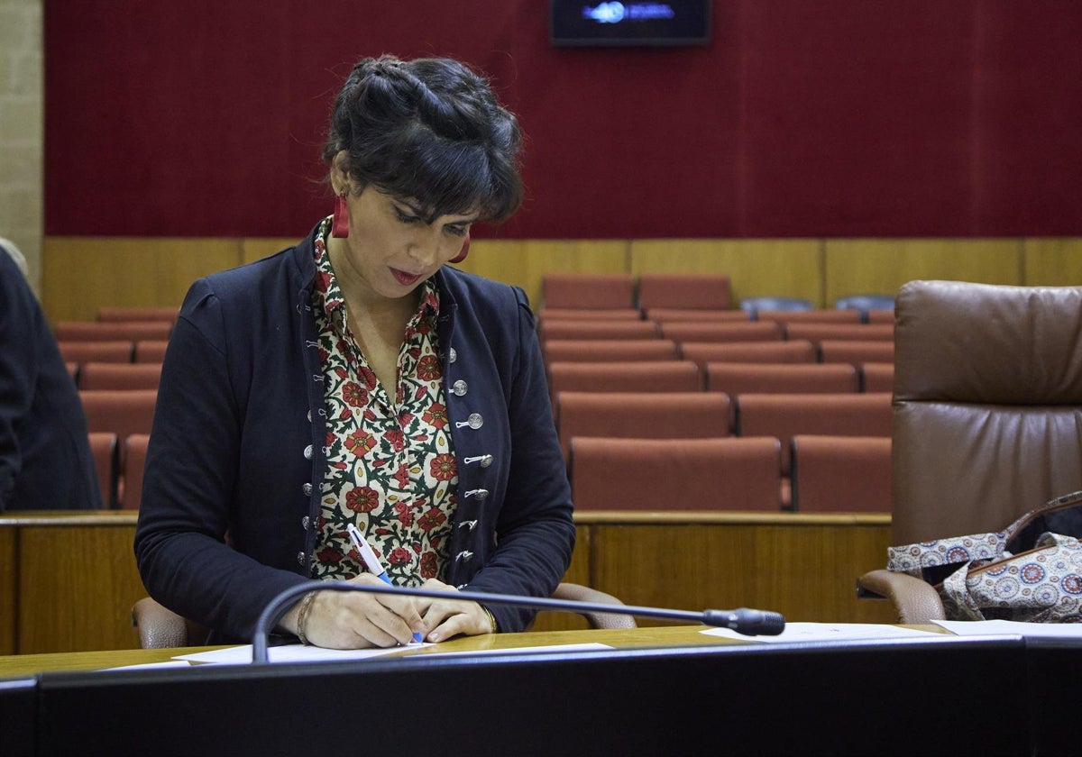 Una foto de archivo de Teresa Rodríguez en el Parlamento andaluz.