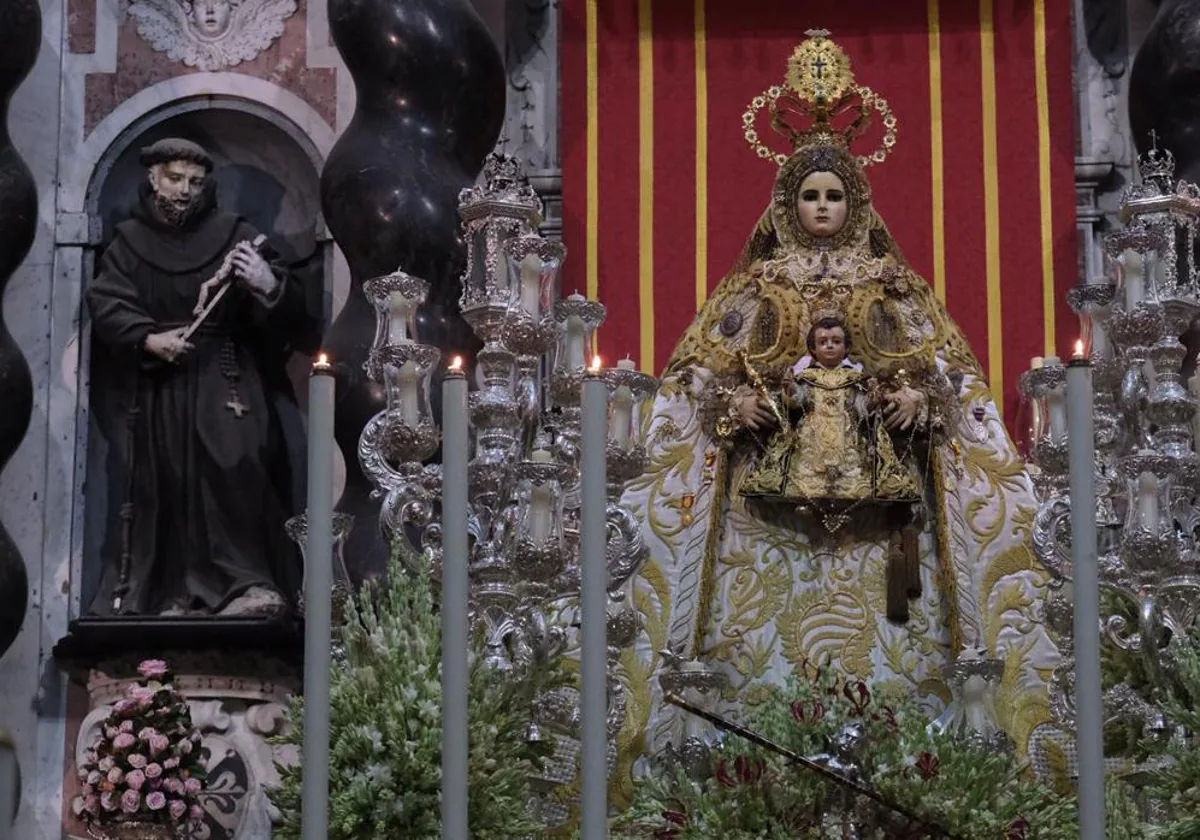 Virgen del Rosario, Patrona de Cádiz