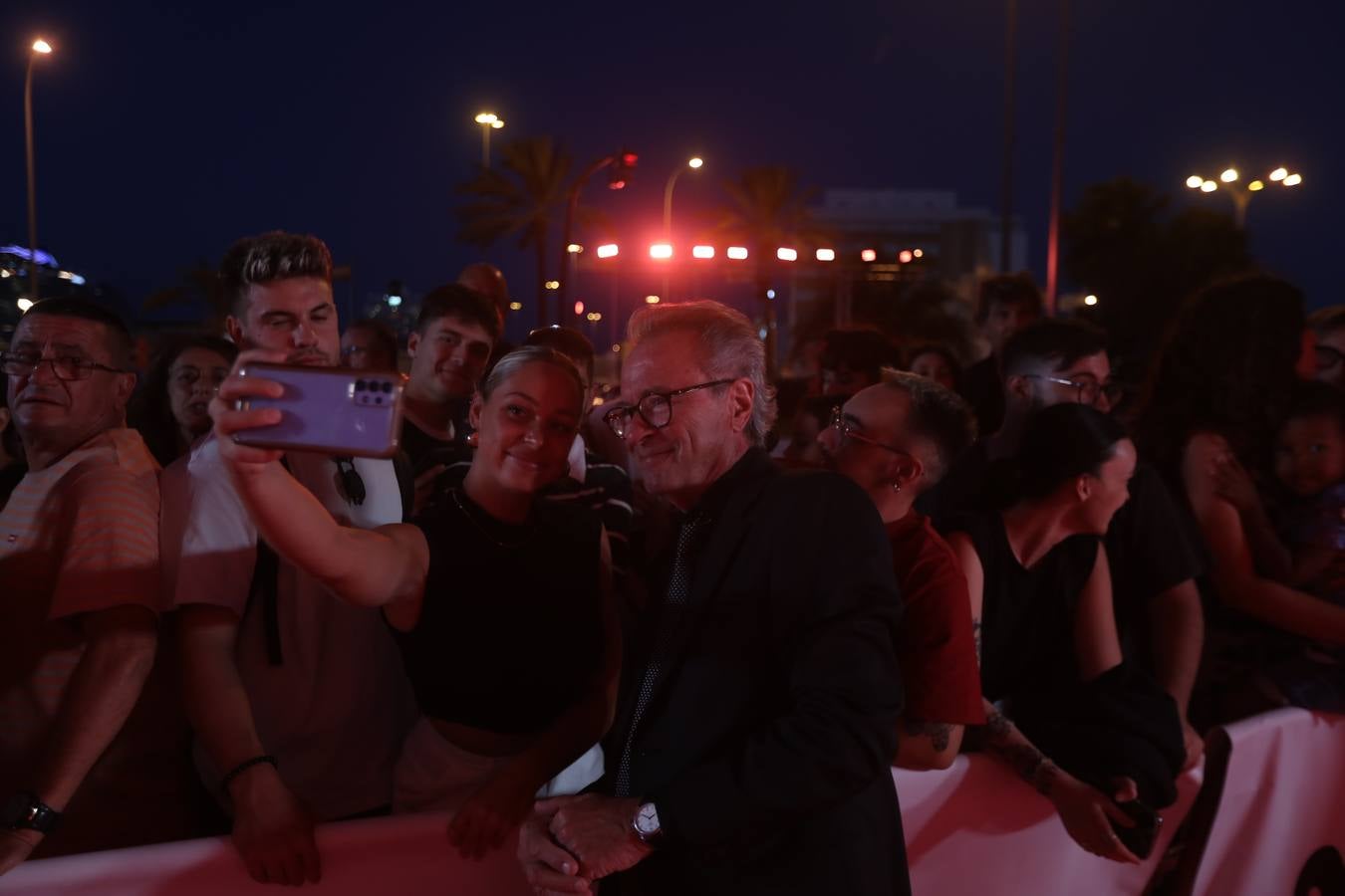 Alfombra roja: Cádiz recibe a las estrellas del South al ritmo de la Macarena