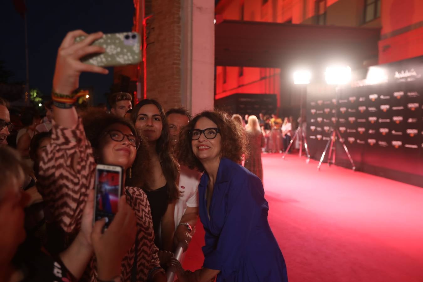 Alfombra roja: Cádiz recibe a las estrellas del South al ritmo de la Macarena