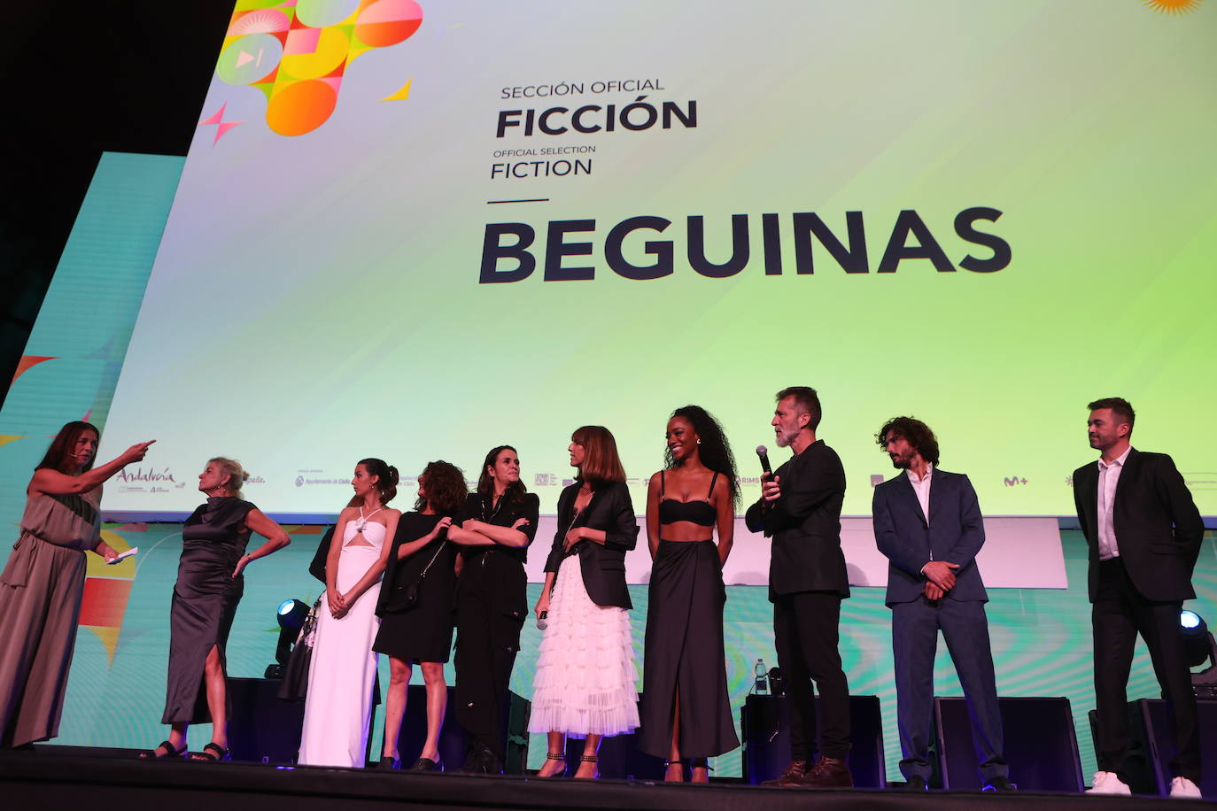 Todas las imágenes de la alfombra roja del South Series este martes: Melanie Olivares, Yon González, Amaia Aberasturi, Bea Segura, Ella Kweku...