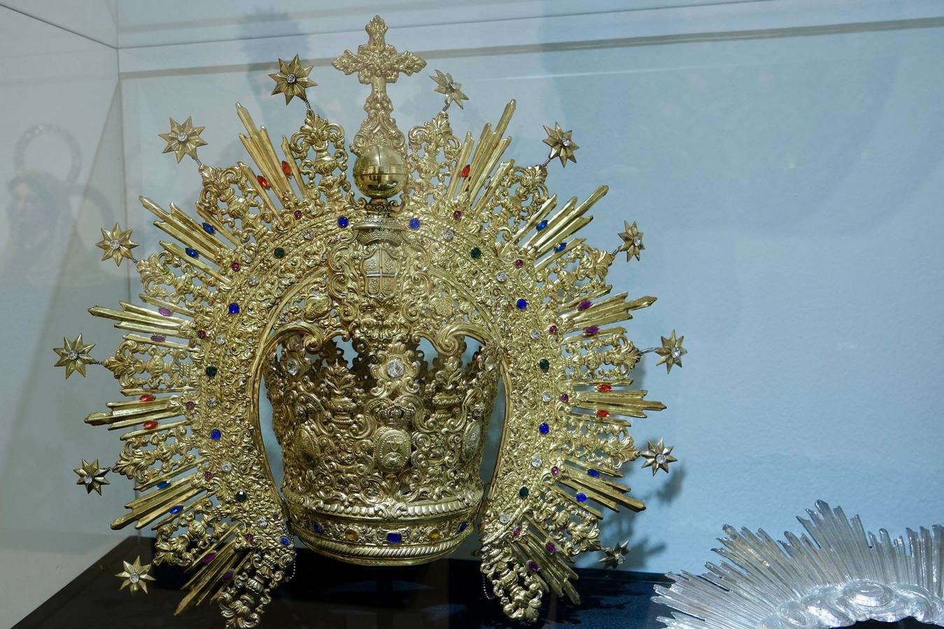 Fotos: Inaugurada la muestra de la hermandad del Caminito en la Fundación Cajasol