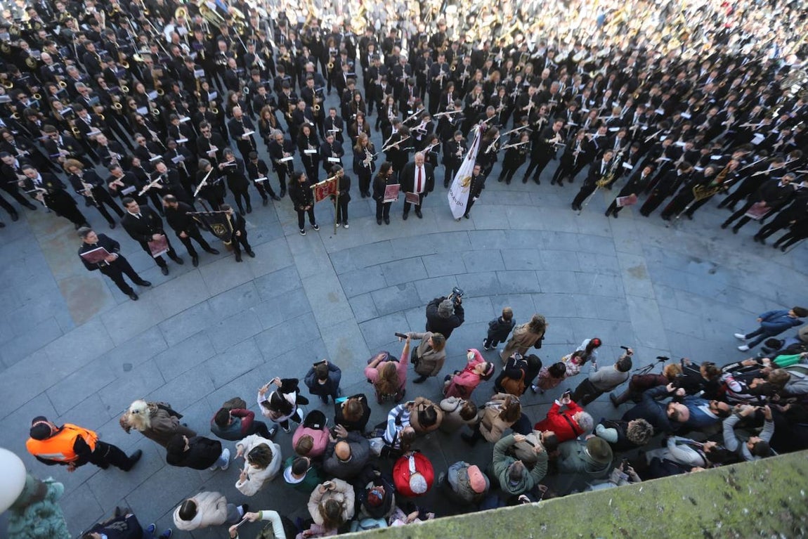 Fotos: pasacalles de bandas en el III Congreso Andaluz de Música de Semana Santa