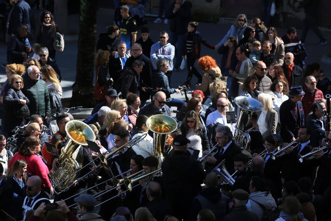 Fotos: pasacalles de bandas en el III Congreso Andaluz de Música de Semana Santa