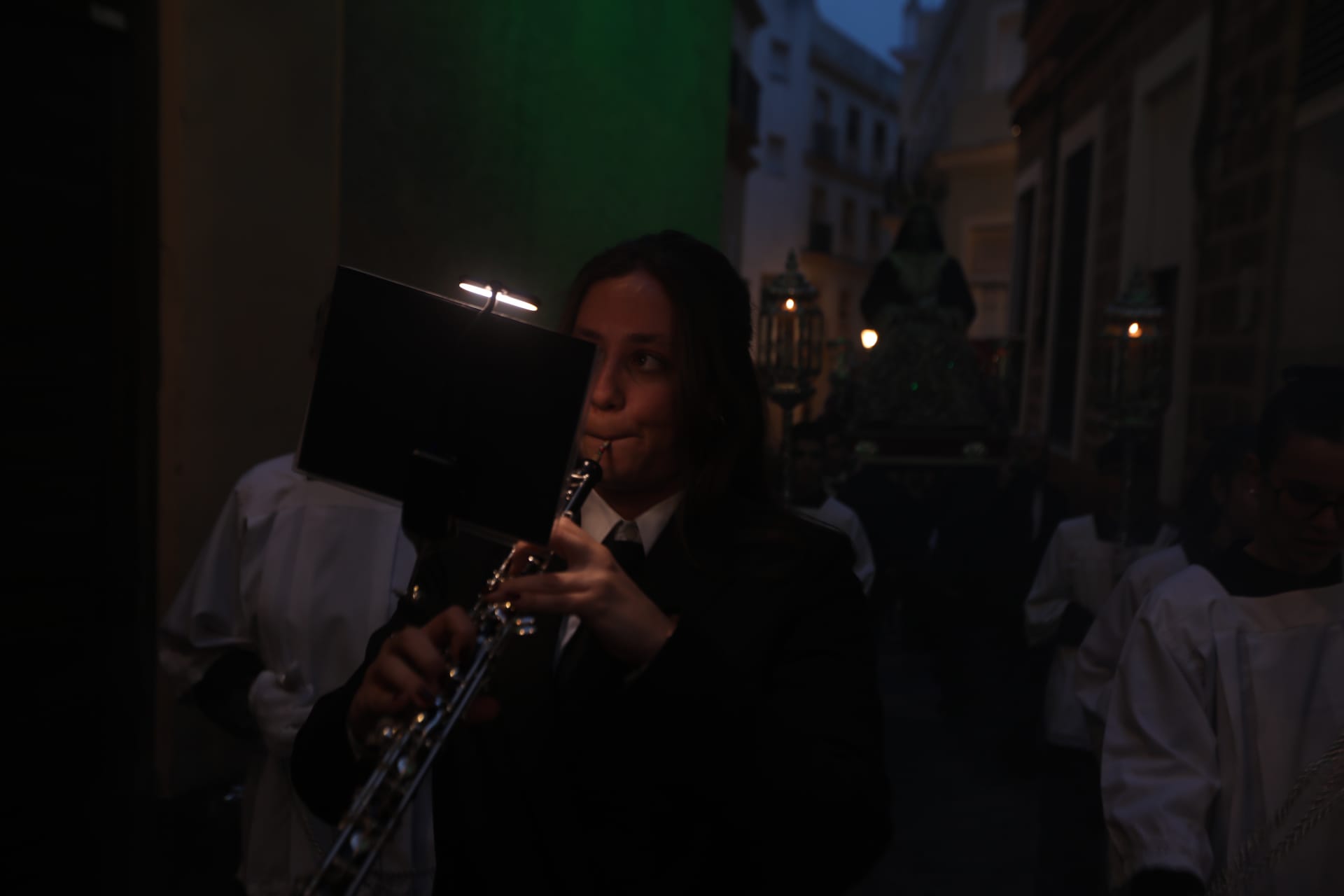 Emotivo Vía Crucis por el barrio de Santa María con Jesús de la Salud