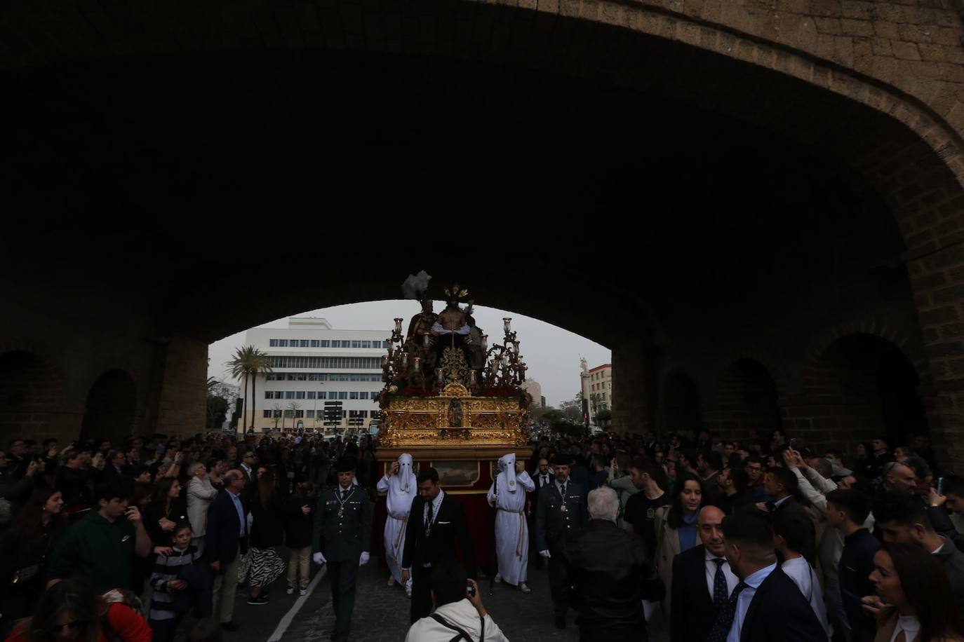 Fotos: El Despojado en el Domingo de Ramos en la Semana Santa de Cádiz 2024