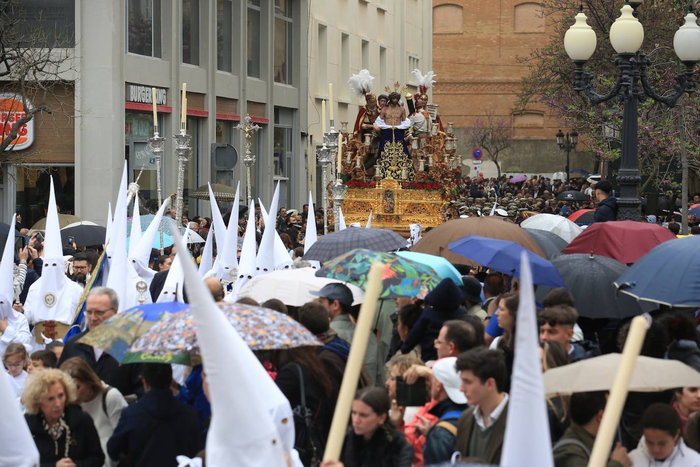 Fotos: El Despojado en el Domingo de Ramos en la Semana Santa de Cádiz 2024