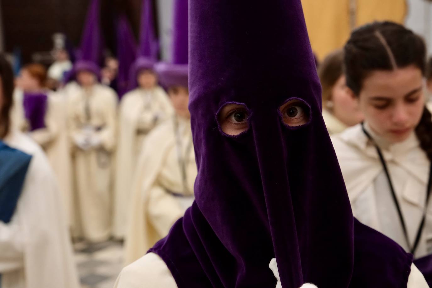 Fotos: El Prendimiento en el Lunes Santo de la Semana Santa de Cádiz 2024