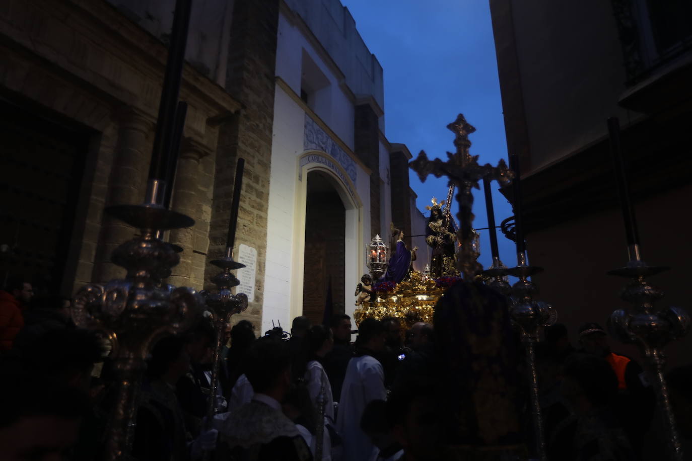 Fotos: El Nazareno en Jueves Santo en Cádiz en la Semana Santa 2024