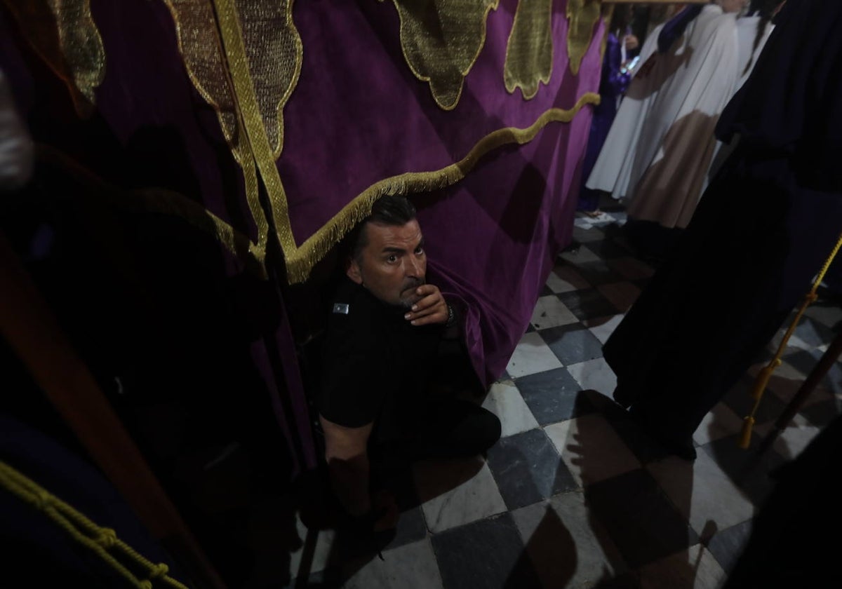 Fotos: El Nazareno en Jueves Santo en Cádiz en la Semana Santa 2024